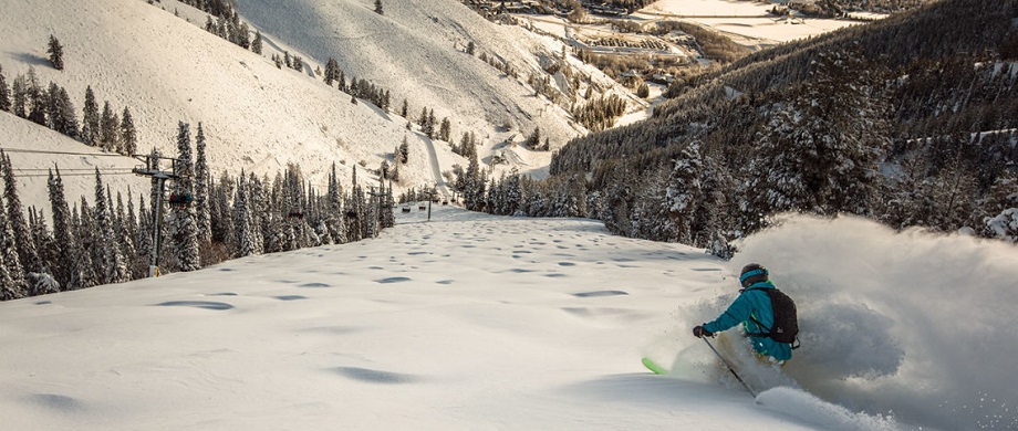 ski1018-rg-sunvalley